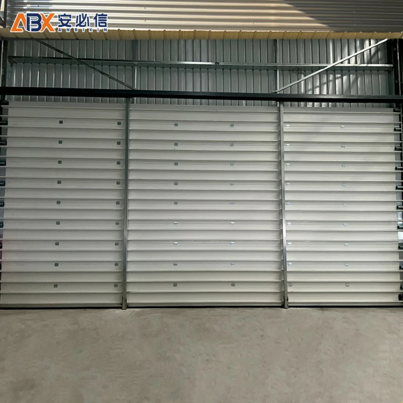 深圳保温滑升门